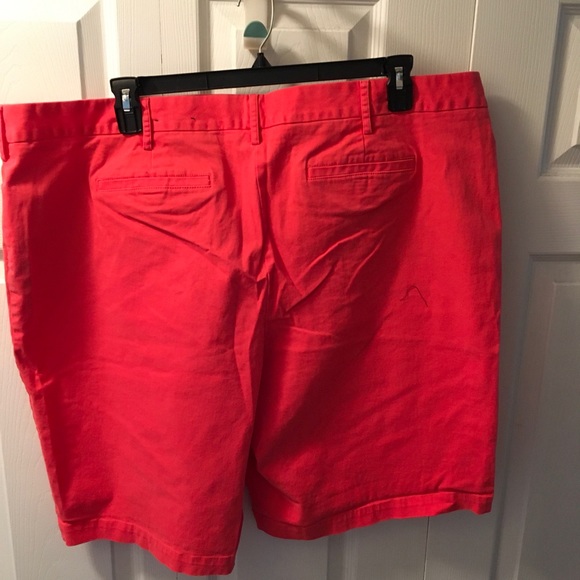 Coral shorts, chino material, mid rise - Picture 2 of 3